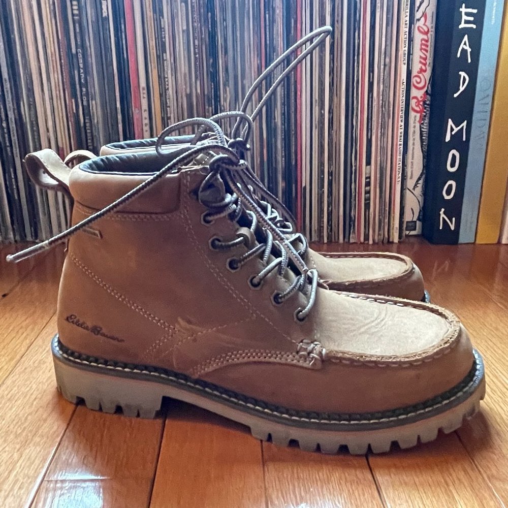 Eddie Bauer Thermal Moccasin Toe Boots 8 womens